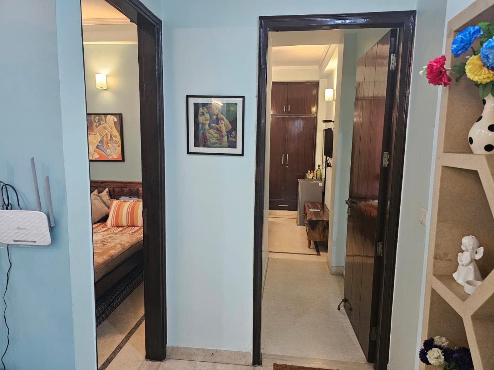 Sky Bloom Luxury Homestay New Delhi Bagian luar foto