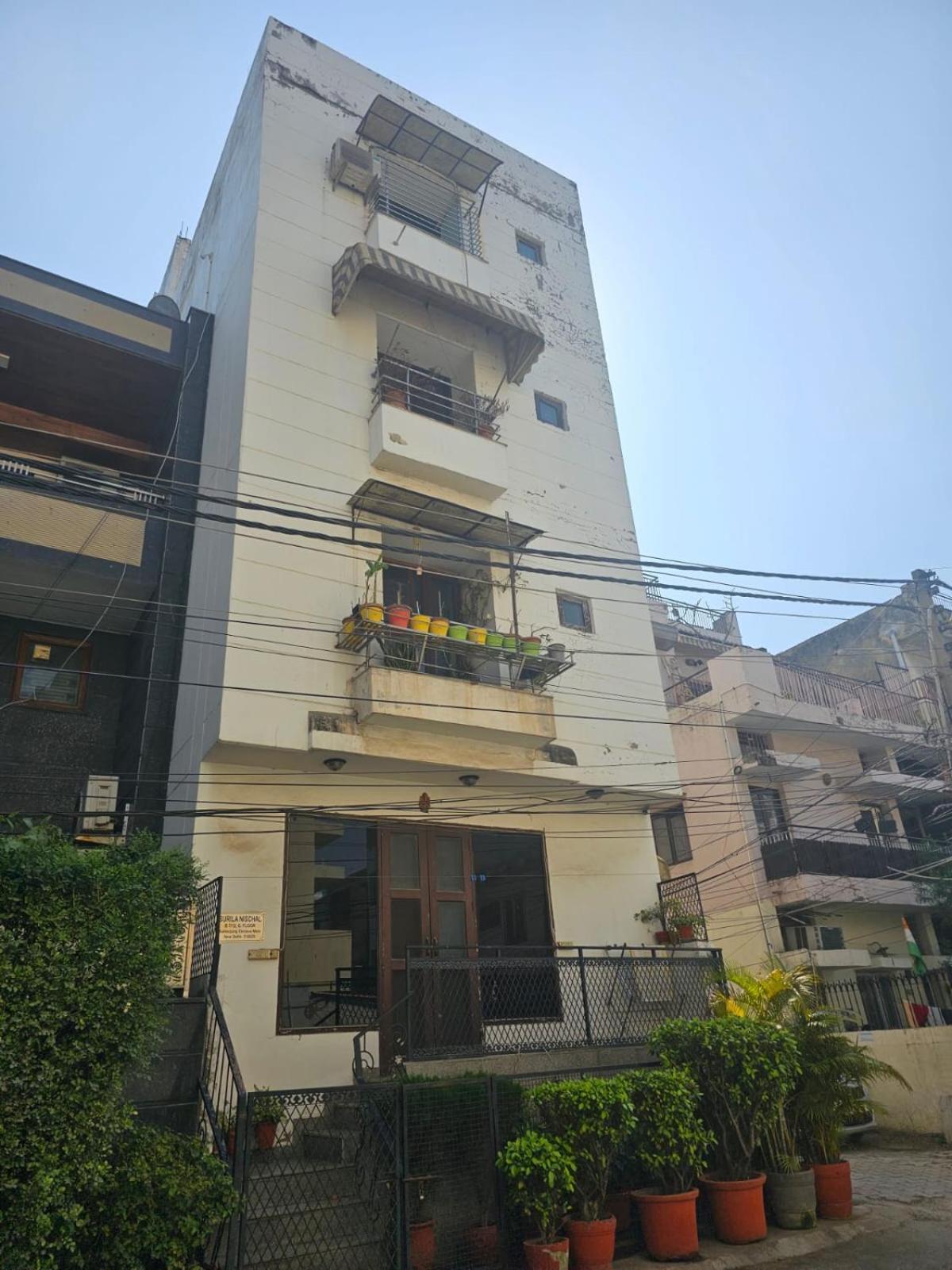 Sky Bloom Luxury Homestay New Delhi Bagian luar foto