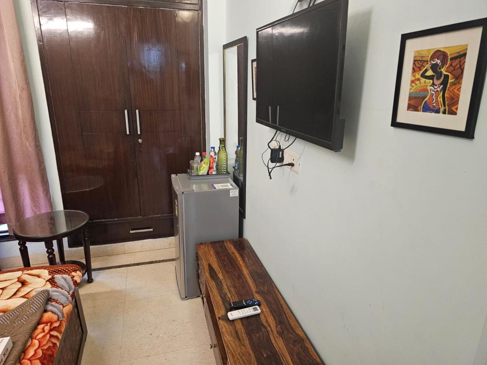 Sky Bloom Luxury Homestay New Delhi Bagian luar foto
